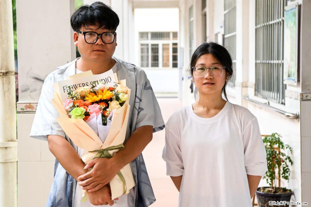 全网追的“扁担女孩”，找了一份暑假工，时薪12元 - 玉树生活资讯 - 玉树28生活网 ys.28life.net
